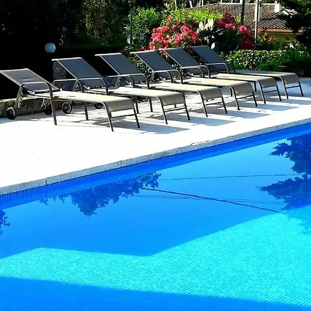 فندق مبيت وإفطار Lamusana (adults Only) Bell-Lloc (Girona)